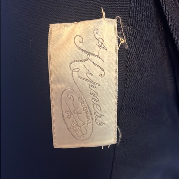 Women’s vintage navy blazer with shell buttons union made size small - Picture 5 of 5